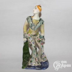 Скульптура "Девушка в цветочном костюме", фаянс, Артамонова